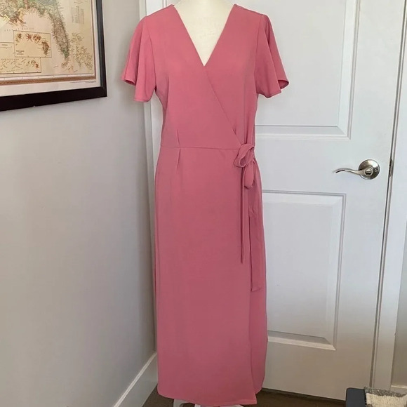 Bobeau Pink Flutter Wrap Midi Dress - Picture 4 of 14